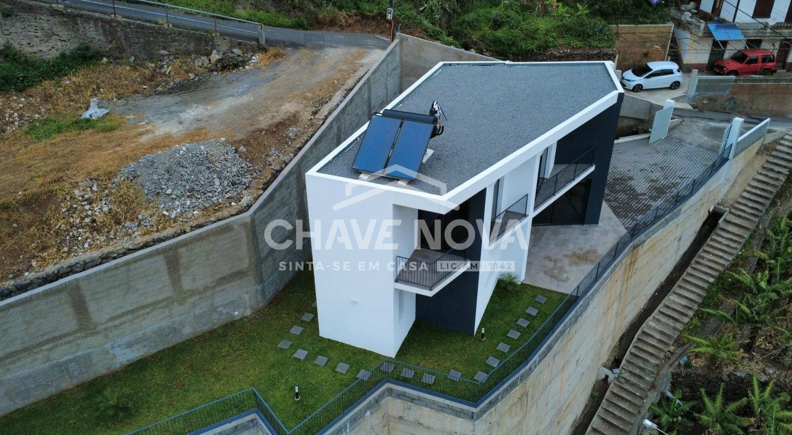 Lindíssima Moradia T3 Nova – Ribeira Brava / Tabua 