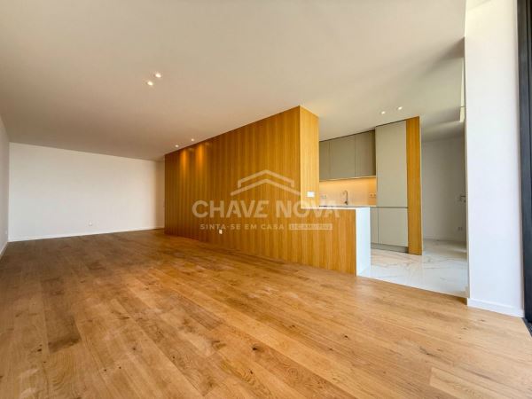 Fabuloso T3 no empreendimento Living Sea, situado na Foz de Gaia.