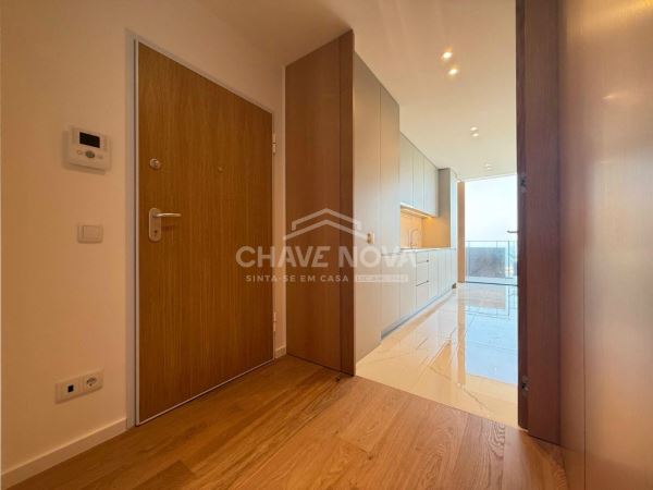 Fabuloso T3 no empreendimento Living Sea, situado na Foz de Gaia.