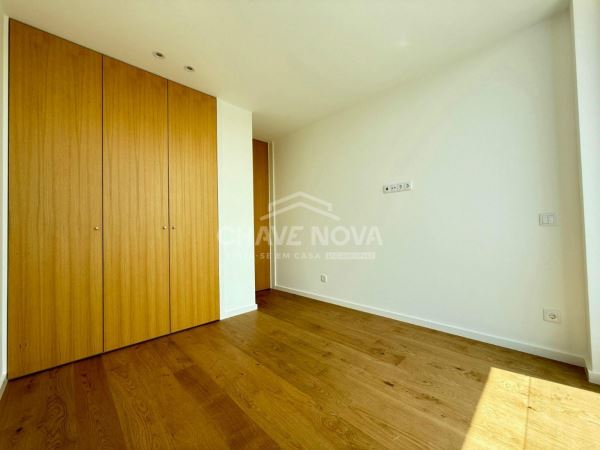 Fabuloso T3 no empreendimento Living Sea, situado na Foz de Gaia.