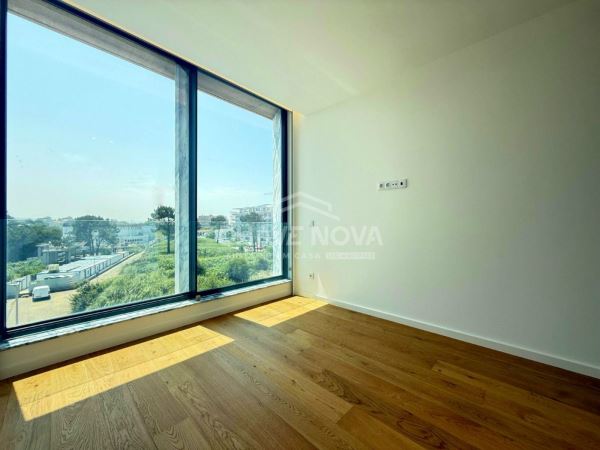 Fabuloso T3 no empreendimento Living Sea, situado na Foz de Gaia.