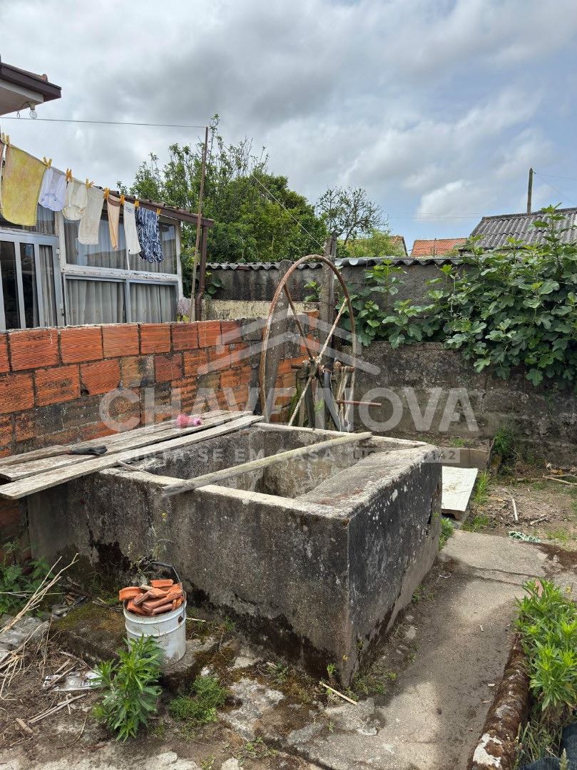 Casa térrea para recuperar 