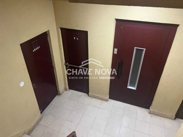 Apartamento T2 com varanda e arrecadação  em Algueirão Mem Martins - Tapada das Mercês