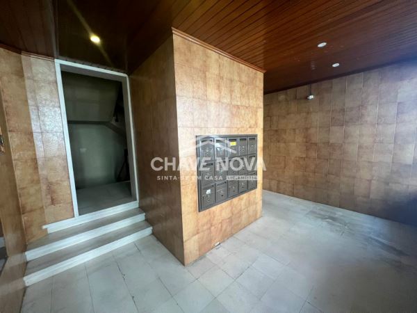 Apartamento T2 com varanda e arrecadação  em Algueirão Mem Martins - Tapada das Mercês