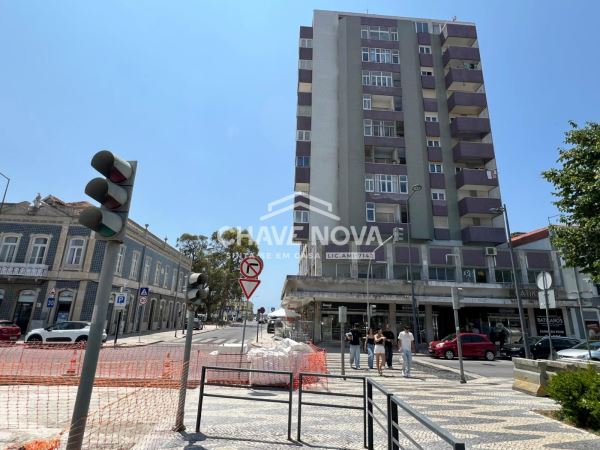 Apartamento T3 em Setúbal