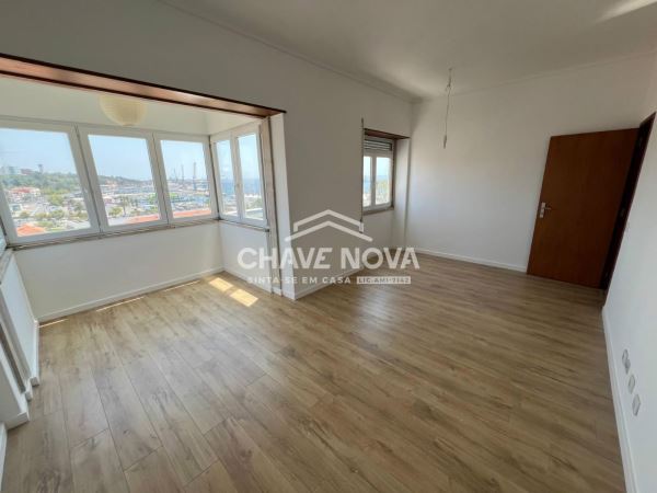 Apartamento T3 em Setúbal