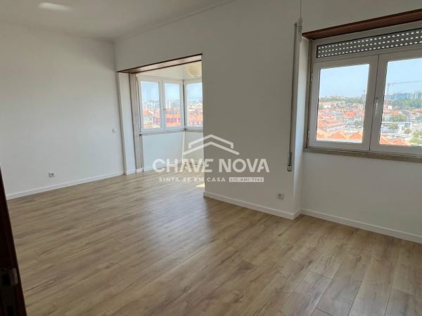 Apartamento T3 em Setúbal