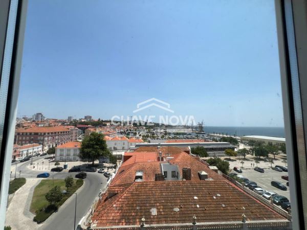 Apartamento T3 em Setúbal