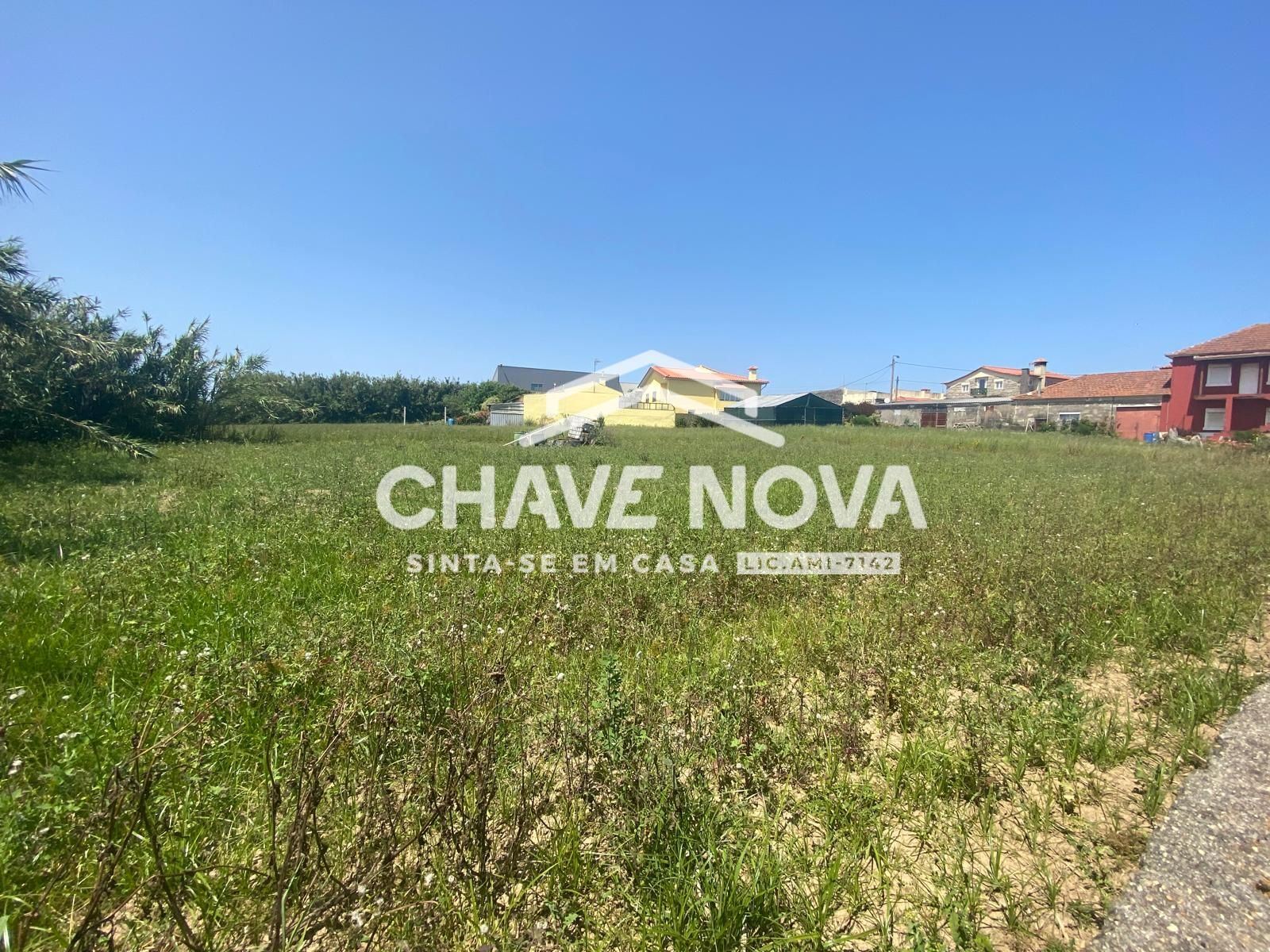 Terreno Urbano a 100 Metros da Praia – Lavra