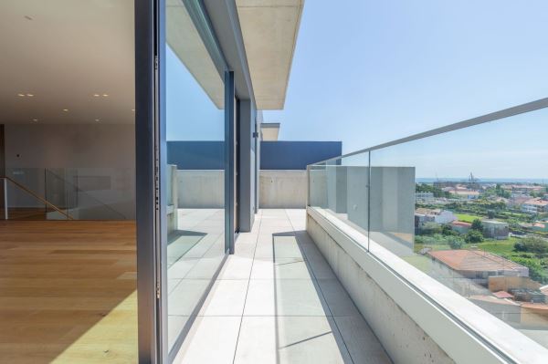 Penthouse T4 Duplex de Luxo com Vista Mar em Leça da Palmeira