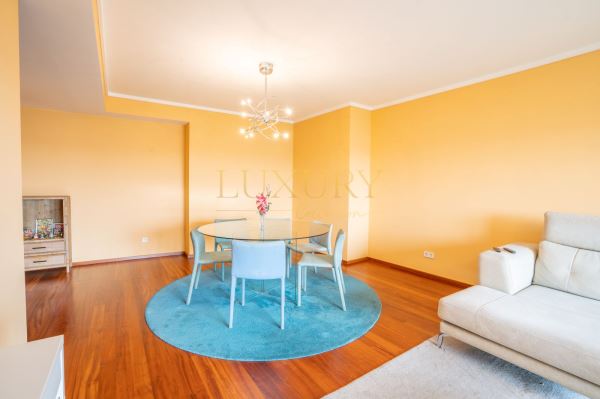 Apartamento T3, 6º Piso - Edificio Porto Magnum - Boavista 