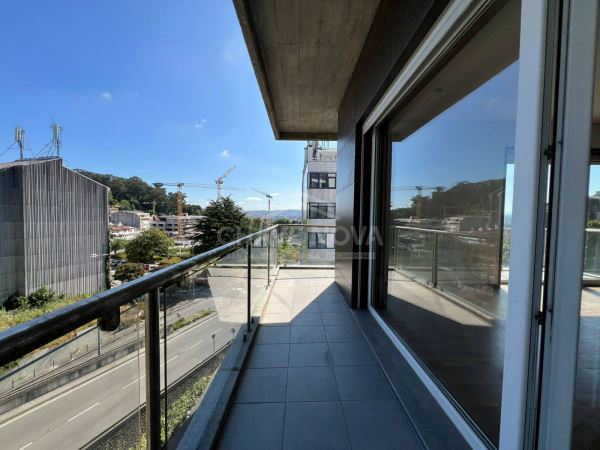 Apartamento T3 Praça das Flores - Bonfim - Porto