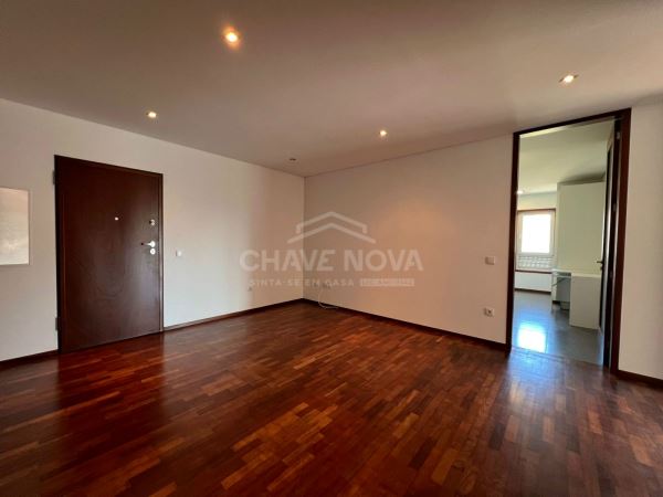 Apartamento T3 Praça das Flores - Bonfim - Porto