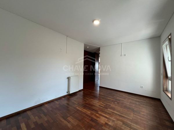 Apartamento T3 Praça das Flores - Bonfim - Porto