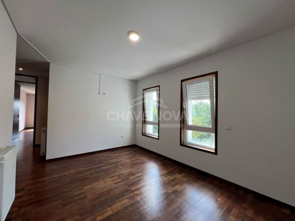 Apartamento T3 Praça das Flores - Bonfim - Porto