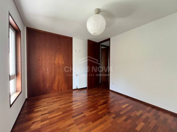 Apartamento T2 Praça das Flores - Bonfim - Porto