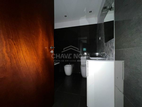 Apartamento T2 Praça das Flores - Bonfim - Porto