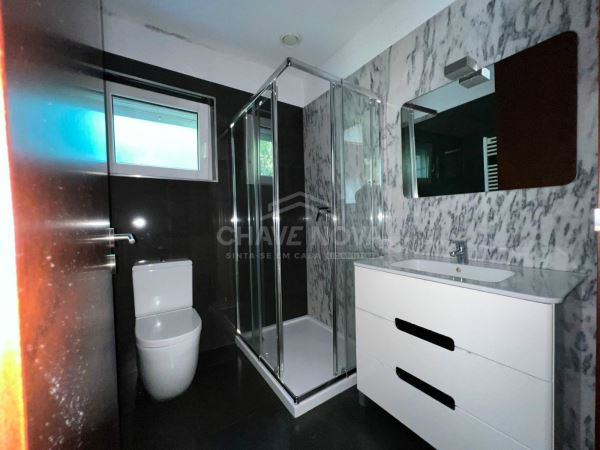 Apartamento T2 Praça das Flores - Bonfim - Porto