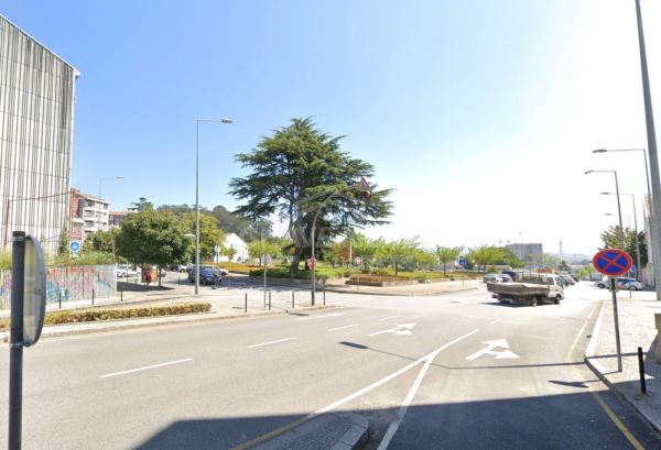 Apartamento T2 Praça das Flores - Bonfim - Porto