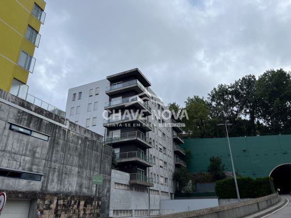 Apartamento T2 Praça das Flores - Bonfim - Porto