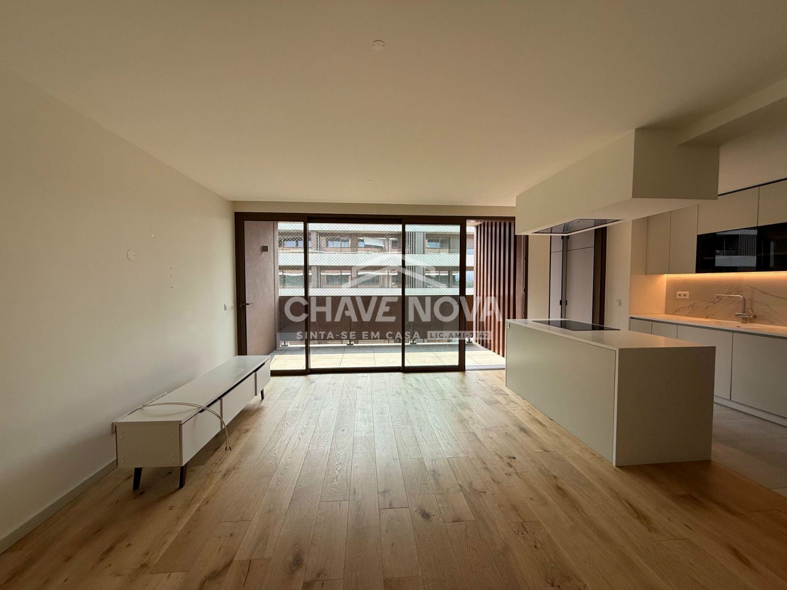 Apartamento T3 Como Novo c/ Lugar de Garagem para 2 viaturas em Oliveira do Douro