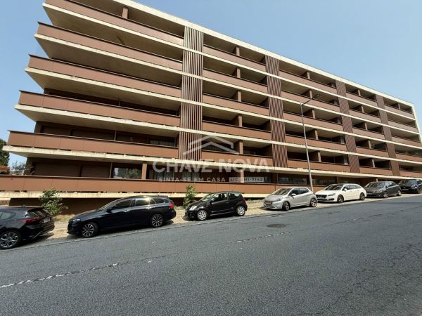 Apartamento T3 Como Novo c/ Lugar de Garagem para 2 viaturas em Oliveira do Douro
