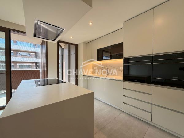 Apartamento T3 Como Novo c/ Lugar de Garagem para 2 viaturas em Oliveira do Douro