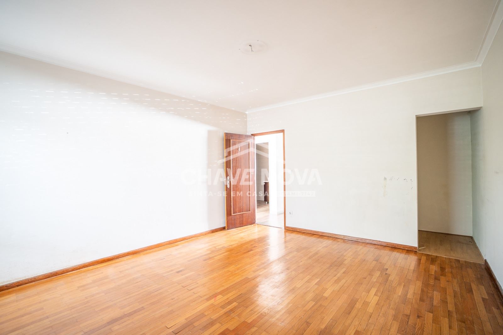 Apartamento T2 Varandas e Garagem Box – Águas Santas