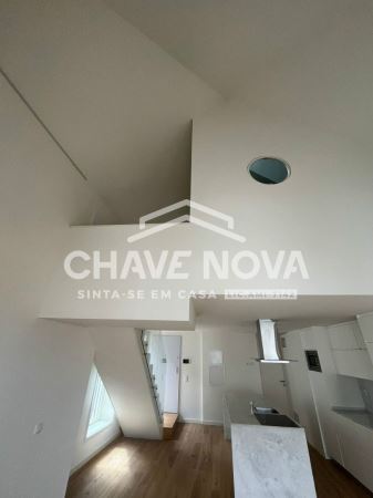 T2 Duplex Novo - Ideal para Habitação ou Alojamento Local no Coração do Porto