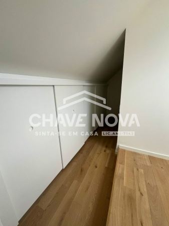 T2 Duplex Novo - Ideal para Habitação ou Alojamento Local no Coração do Porto