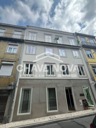 T2 Duplex Novo - Ideal para Habitação ou Alojamento Local no Coração do Porto