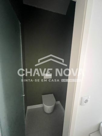T2 Duplex Novo - Ideal para Habitação ou Alojamento Local no Coração do Porto