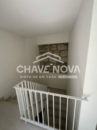 T2 Duplex Novo - Ideal para Habitação ou Alojamento Local no Coração do Porto