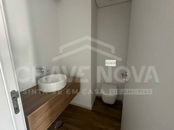  Apartamento T2 Novo – 107 m² –com terraço de cerca de 30m2-Centro de VNG-pronto habitar 