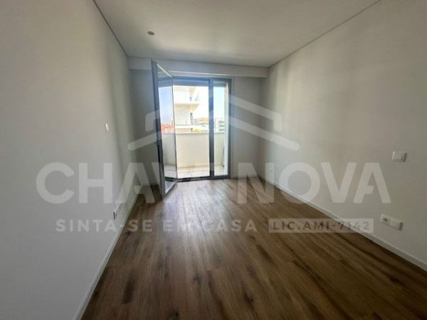  Apartamento T2 Novo – 107 m² –com terraço de cerca de 30m2-Centro de VNG-pronto habitar 