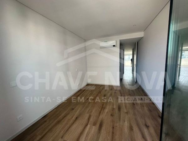  Apartamento T2 Novo – 107 m² –com terraço de cerca de 30m2-Centro de VNG-pronto habitar 