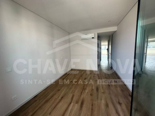  Apartamento T2 Novo – 107 m² –com terraço de cerca de 30m2-Centro de VNG-pronto habitar 