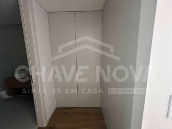  Apartamento T2 Novo – 107 m² –com terraço de cerca de 30m2-Centro de VNG-pronto habitar 