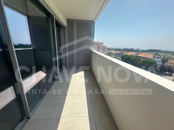  Apartamento T2 Novo – 107 m² –com terraço de cerca de 30m2-Centro de VNG-pronto habitar 