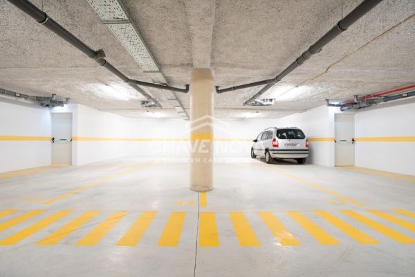 Apartamento T2 novo 4º piso, pronto a habitar 