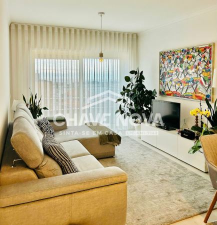 Apartamento T1 com Vista Mar em Canidelo – A 2 Minutos da Praia!