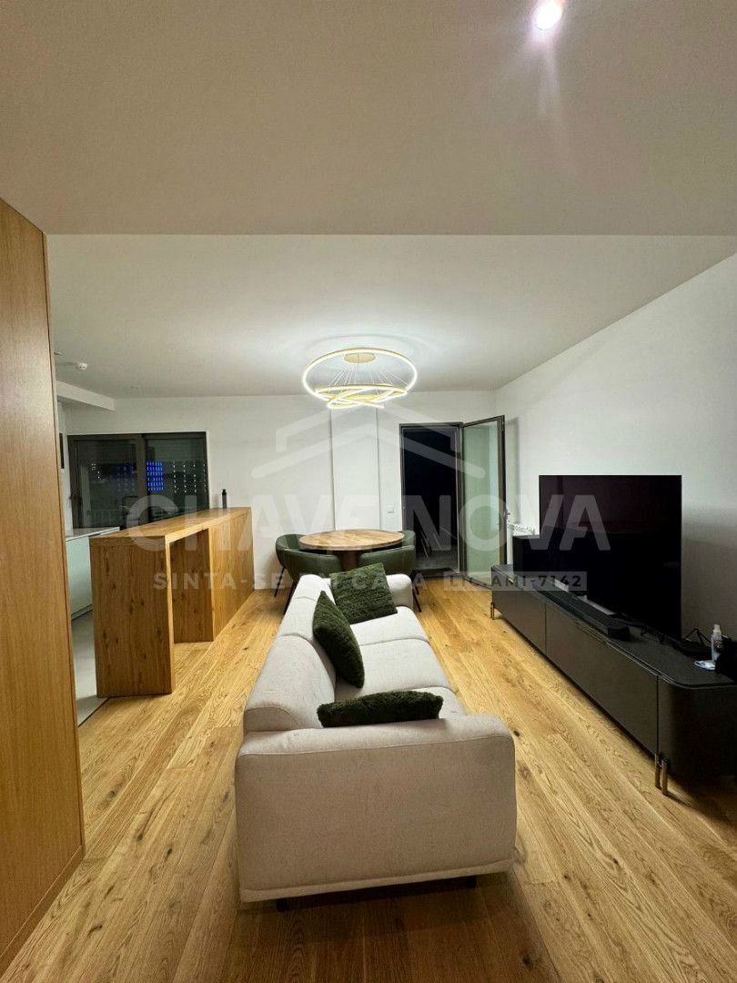 Arrendamento T2 – Antas Atrium | Piscina, Ginásio e Conforto Moderno