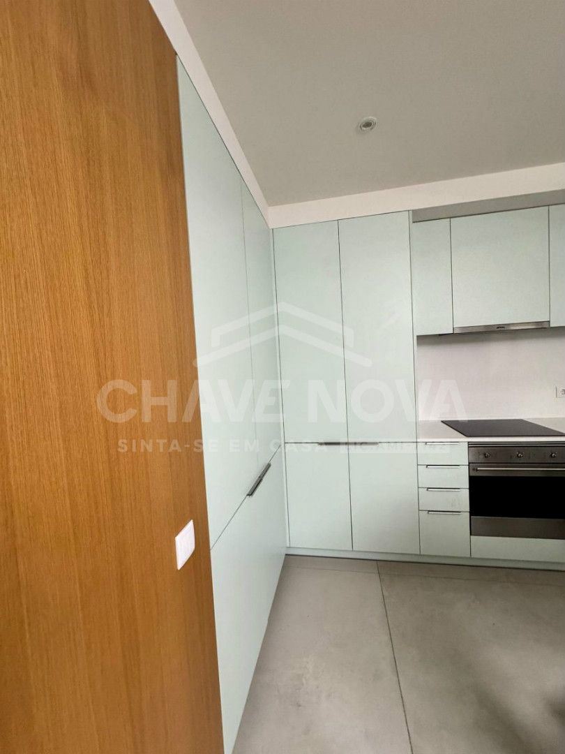 Arrendamento T2 – Antas Atrium | Piscina, Ginásio e Conforto Moderno