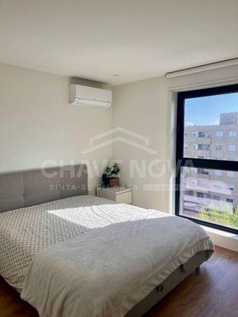 Apartamento T1 a venda na Rua Professor Armando De Castro
