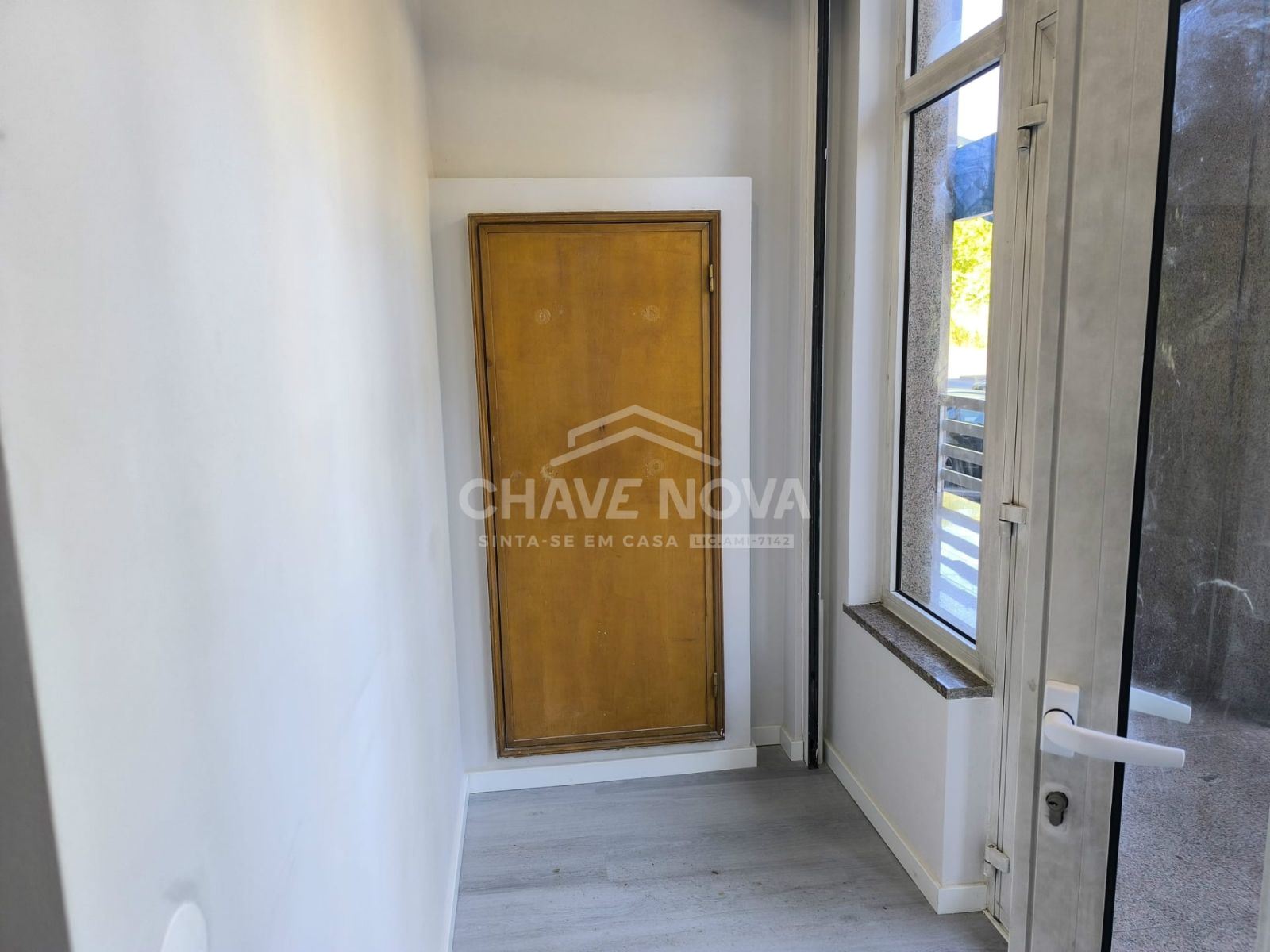 Apartamento T1 para Venda em Queluz e Belas Foto 2