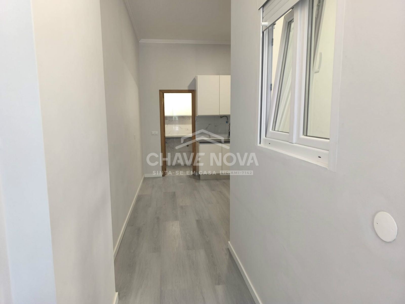 Apartamento T1 para Venda em Queluz e Belas Foto 3