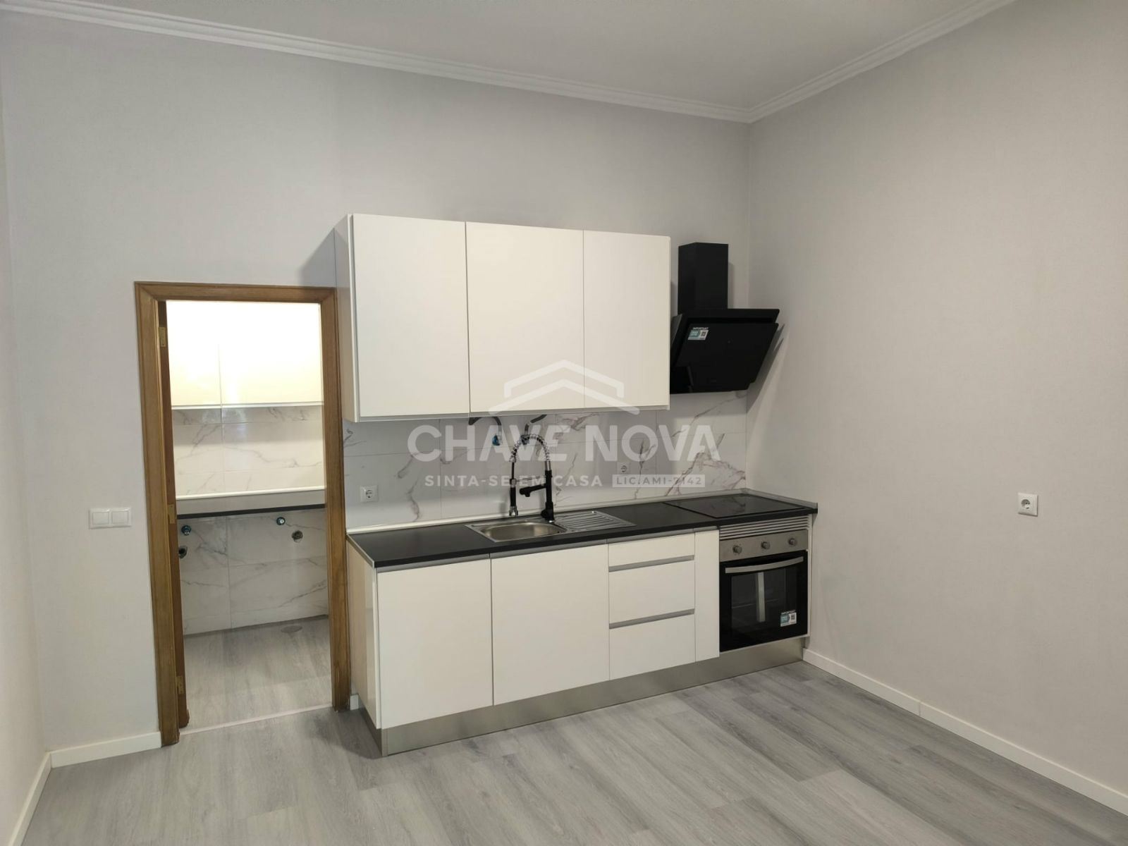 Apartamento T1 para Venda em Queluz e Belas Foto 6