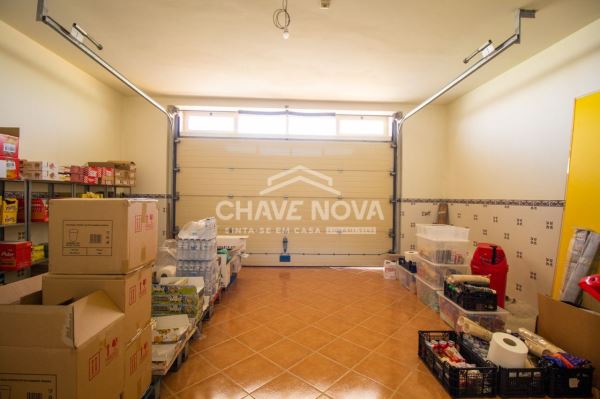 Moradia em Mafamude junto a Santo Ovídeo 