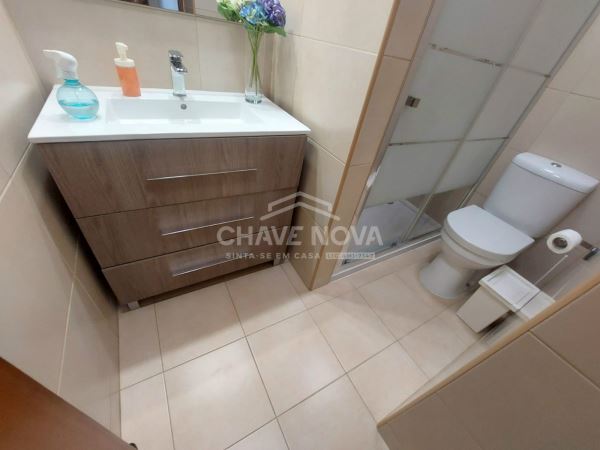 T2+1 junto ao El corte Inglês com garagem, elevador e arrumo privativo.