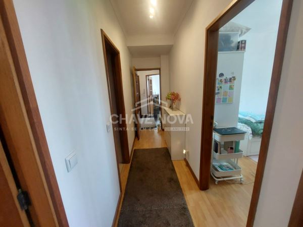 T2+1 junto ao El corte Inglês com garagem, elevador e arrumo privativo.